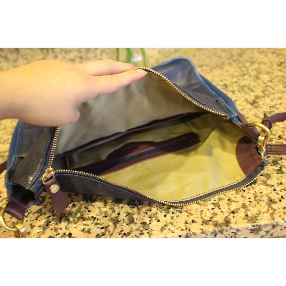 Tahari Navy Blue/Purple Pebbled Leather Crossbody Bag ([PU3000 - Picture 6 of 7